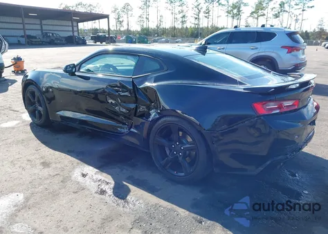 2017 Chevrolet Camaro 1Ss z USA, uszkodzony, nr VIN 1G1FF1R71H0104547